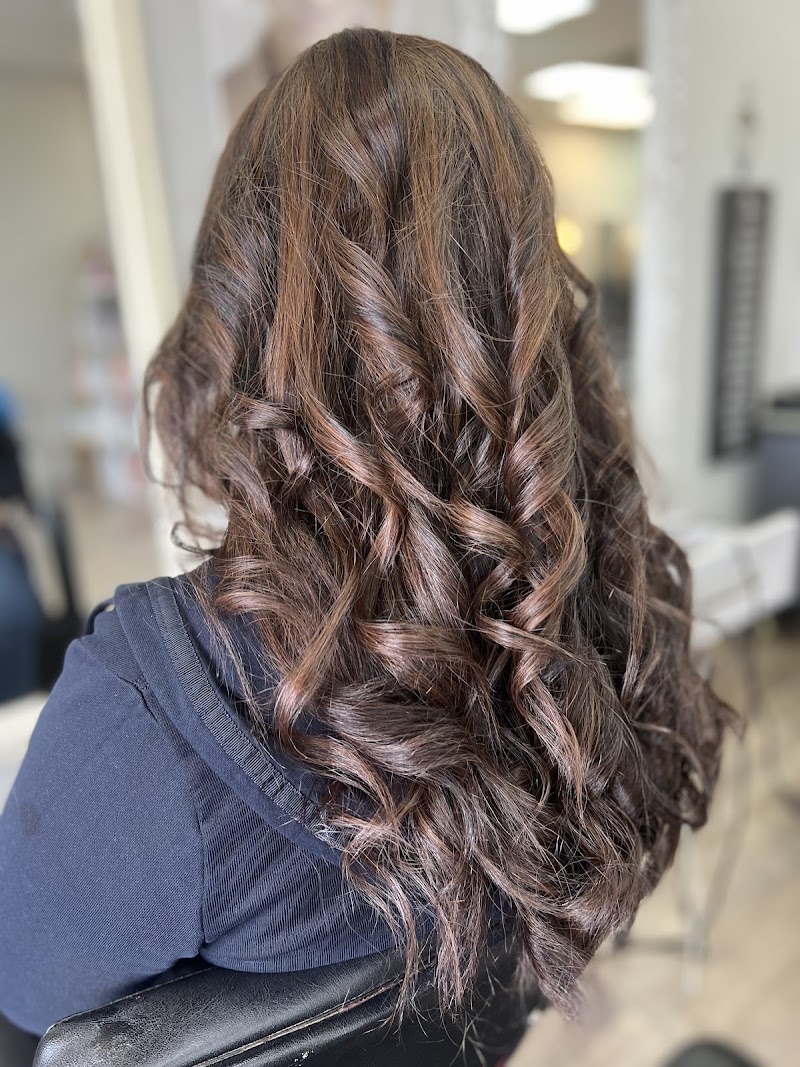 Shu Shu Salon photo