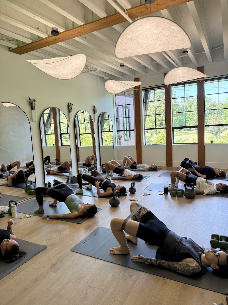 The Emerald Club Yoga & Fitness Fort Langley