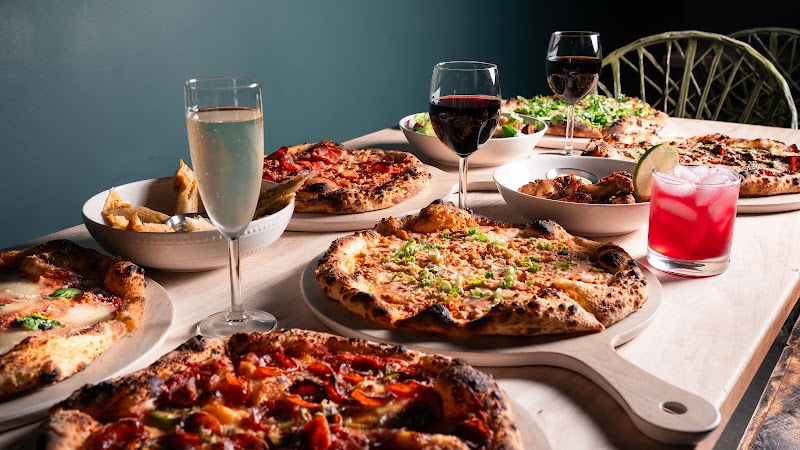 The Mad Italian Pizza & Pints photo