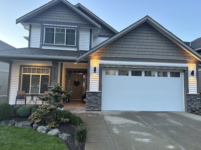 Lucid Pressure Washing photo