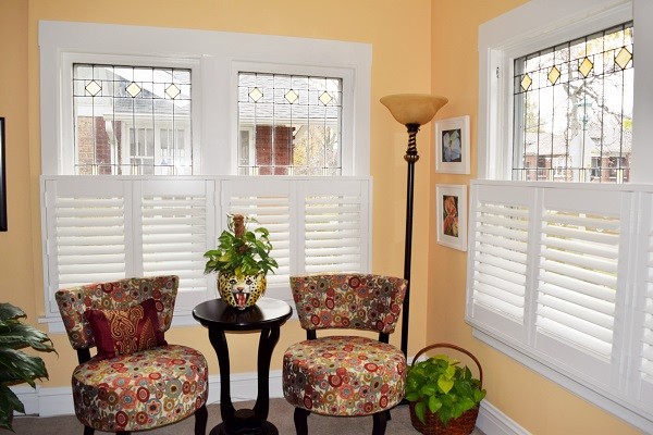 Accurate Blinds & Drapes