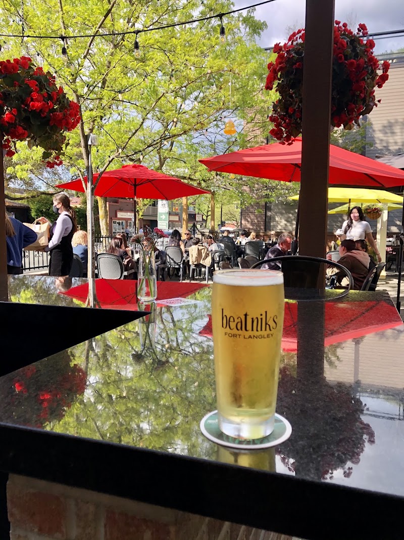 Beatniks Bistro photo
