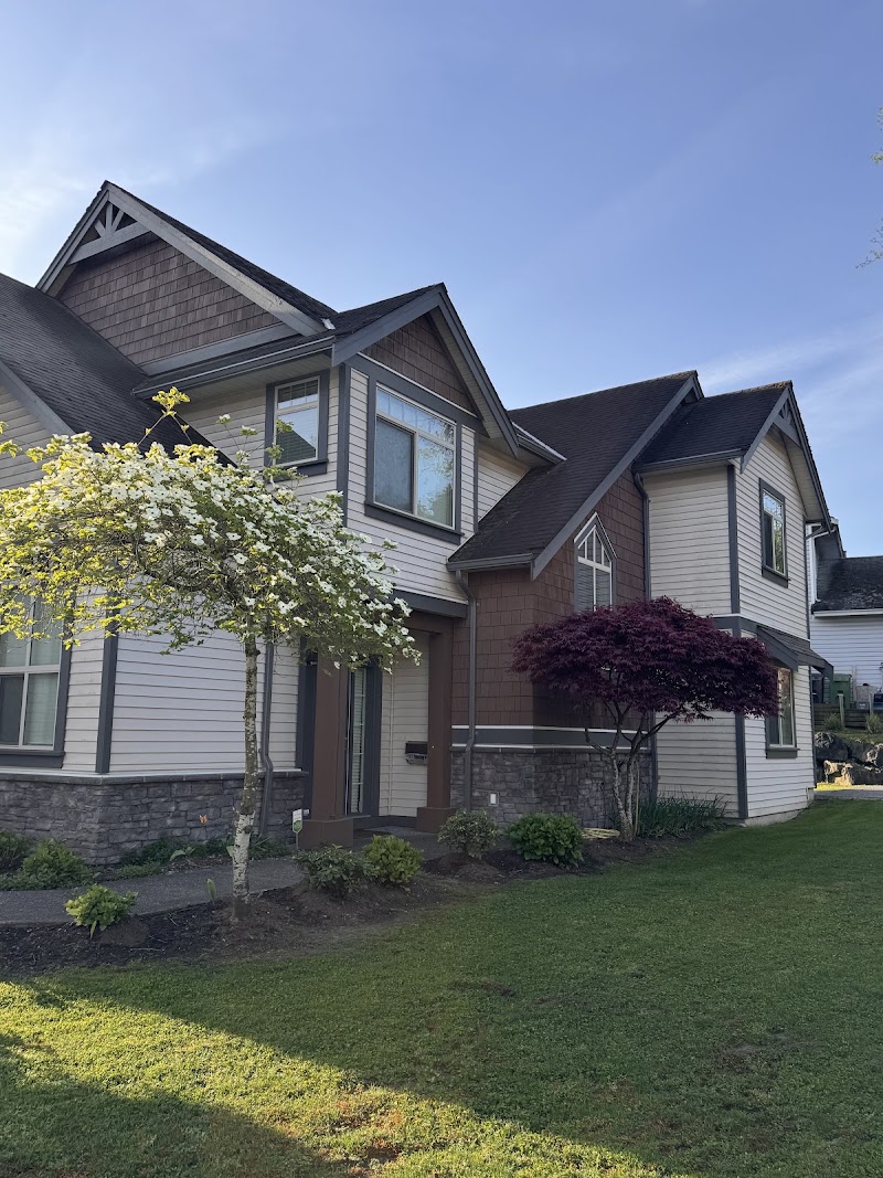 Pacific Peak Homes photo
