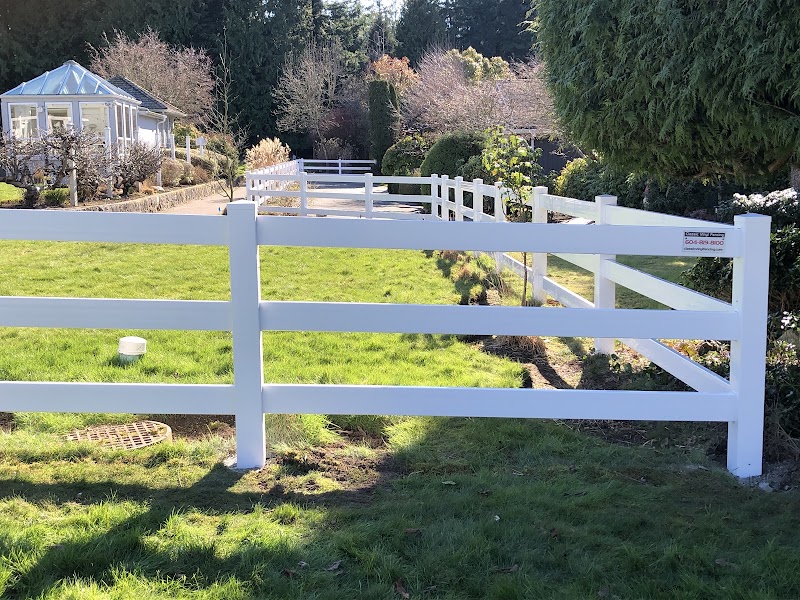 Classic Vinyl Fencing Ltd. photo