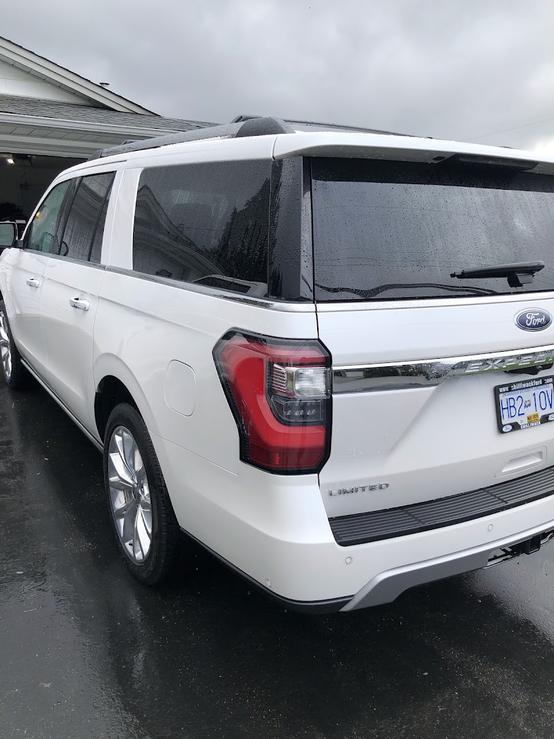 VIVID Auto Detailing photo