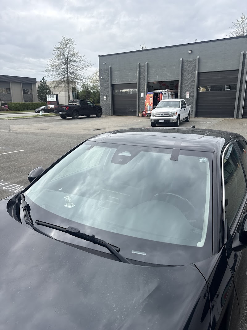 Fixman Autoglass Repair Langley photo