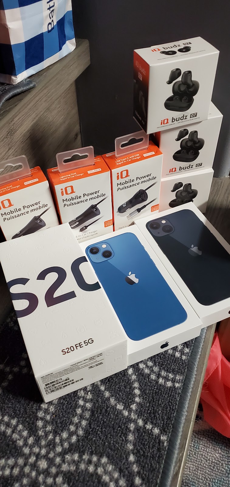 WIRELESS etc. | Cell Phones & Mobile Plans photo