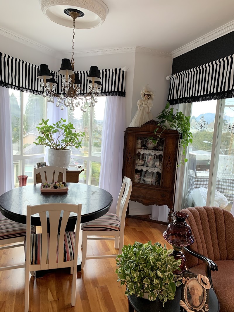 COLORIST PRO PAINTING & RENOVATIONS