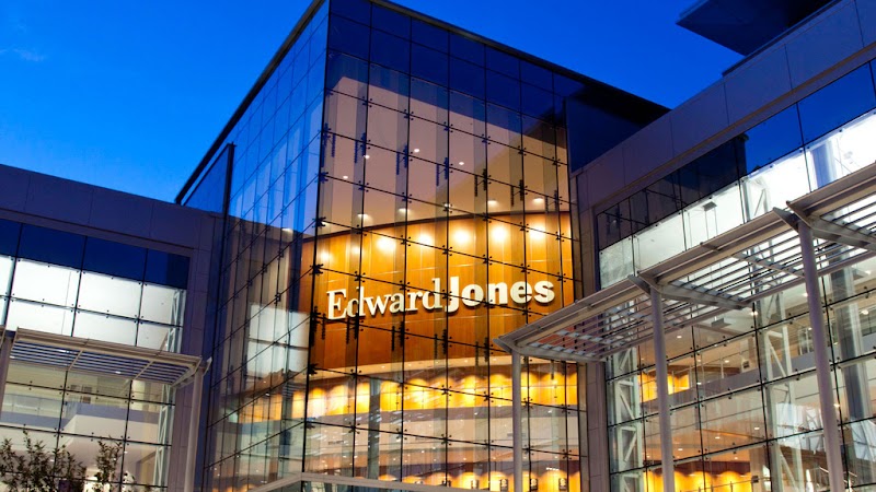 Edward Jones - Financial Advisor: Serge Blanchette