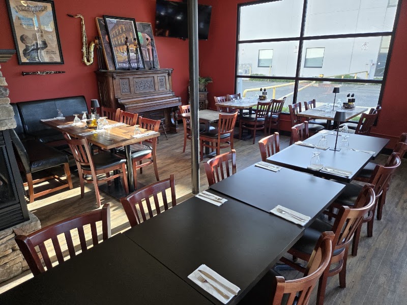 Nola West Cafe & Catering