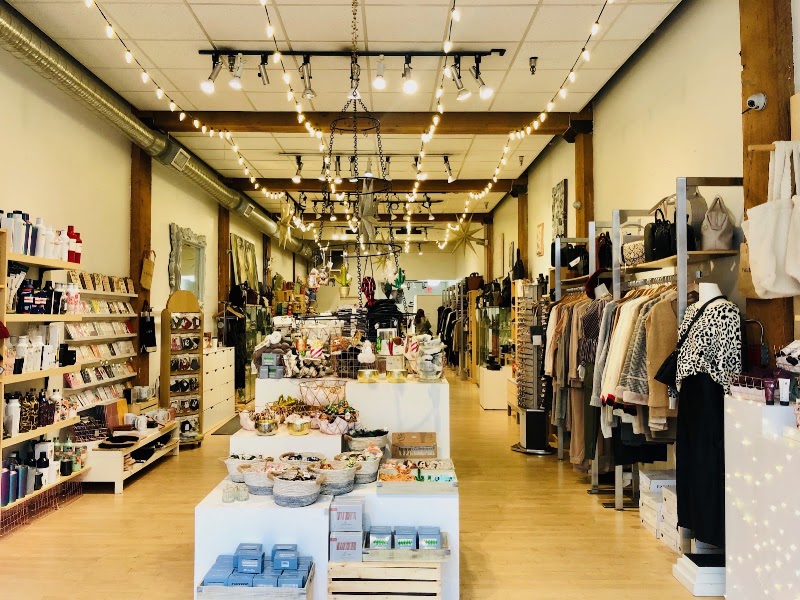 Fine Finds Boutique photo