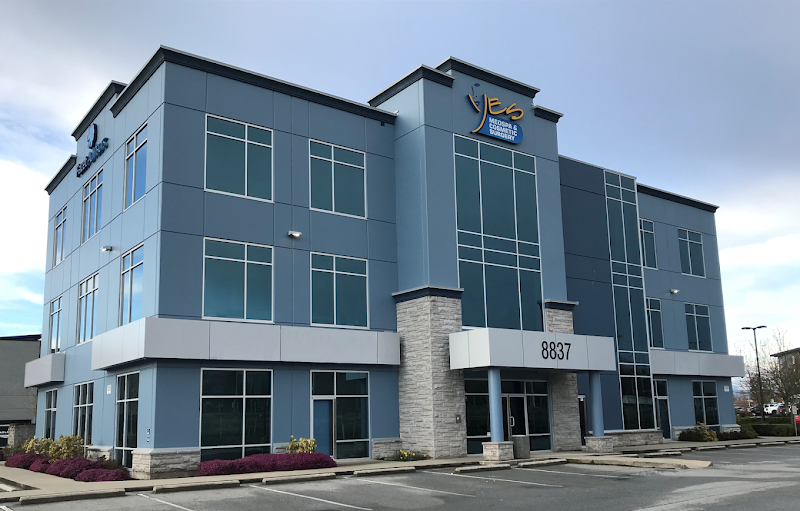 YES Medspa & Cosmetic Surgery Centre: Dr. Mathew Mosher