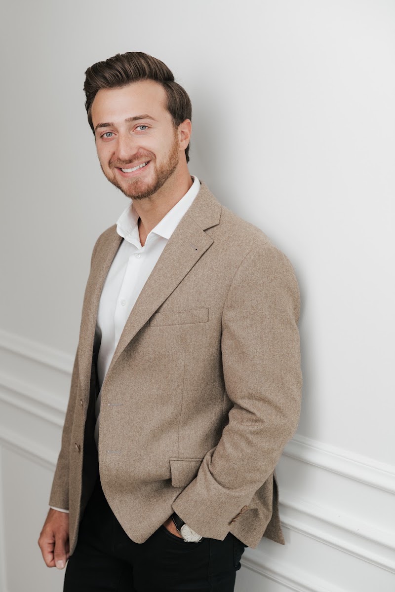 Alex Maldeis - Top 1% Realtor - Langley, Fraser Valley, Metro Vancouver photo